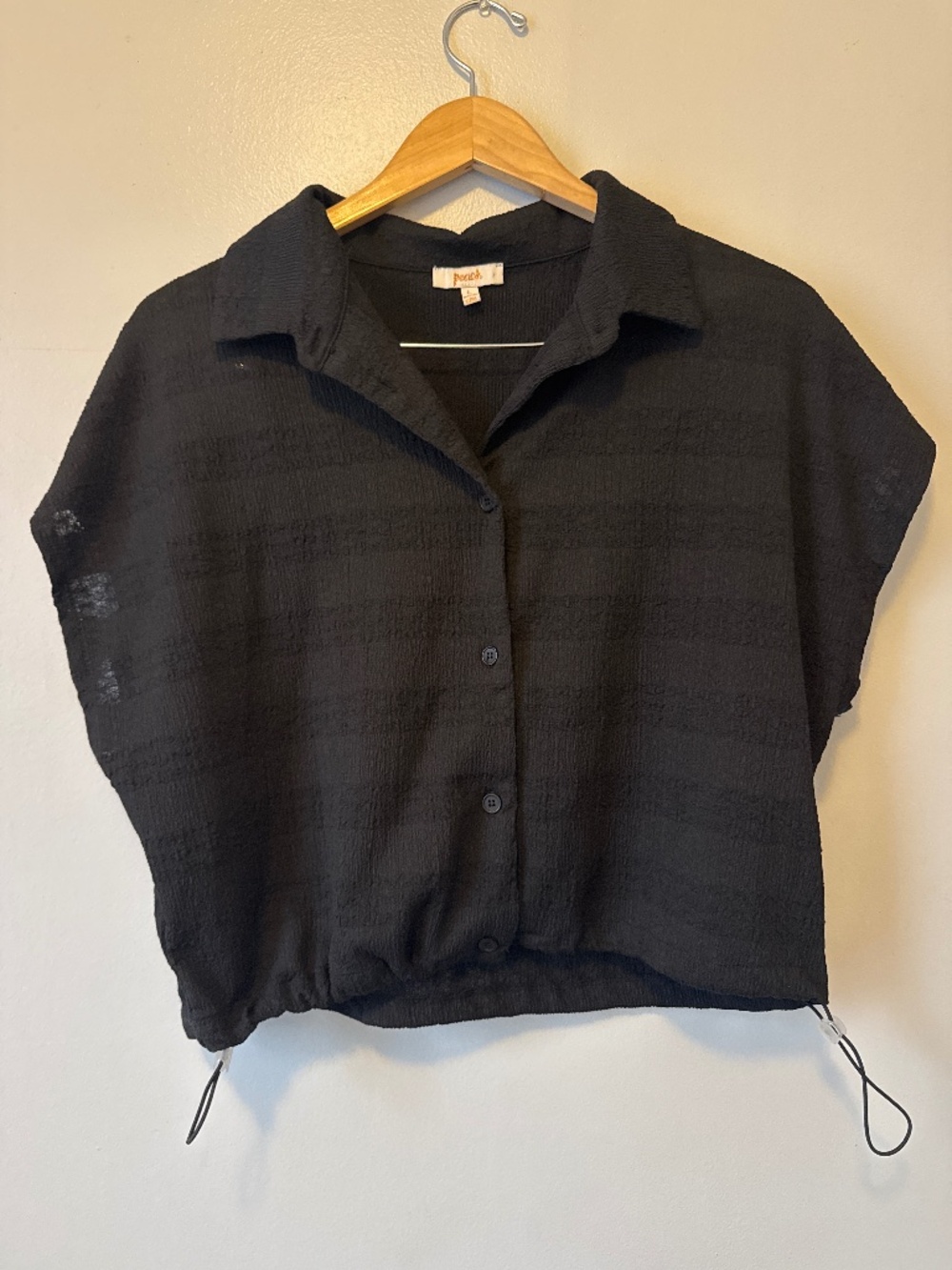 Peach black cropped button up